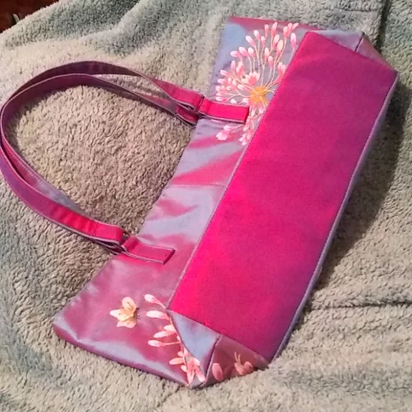 DV Collection Bag 12" X 8" X 4" - Picture 6 of 6